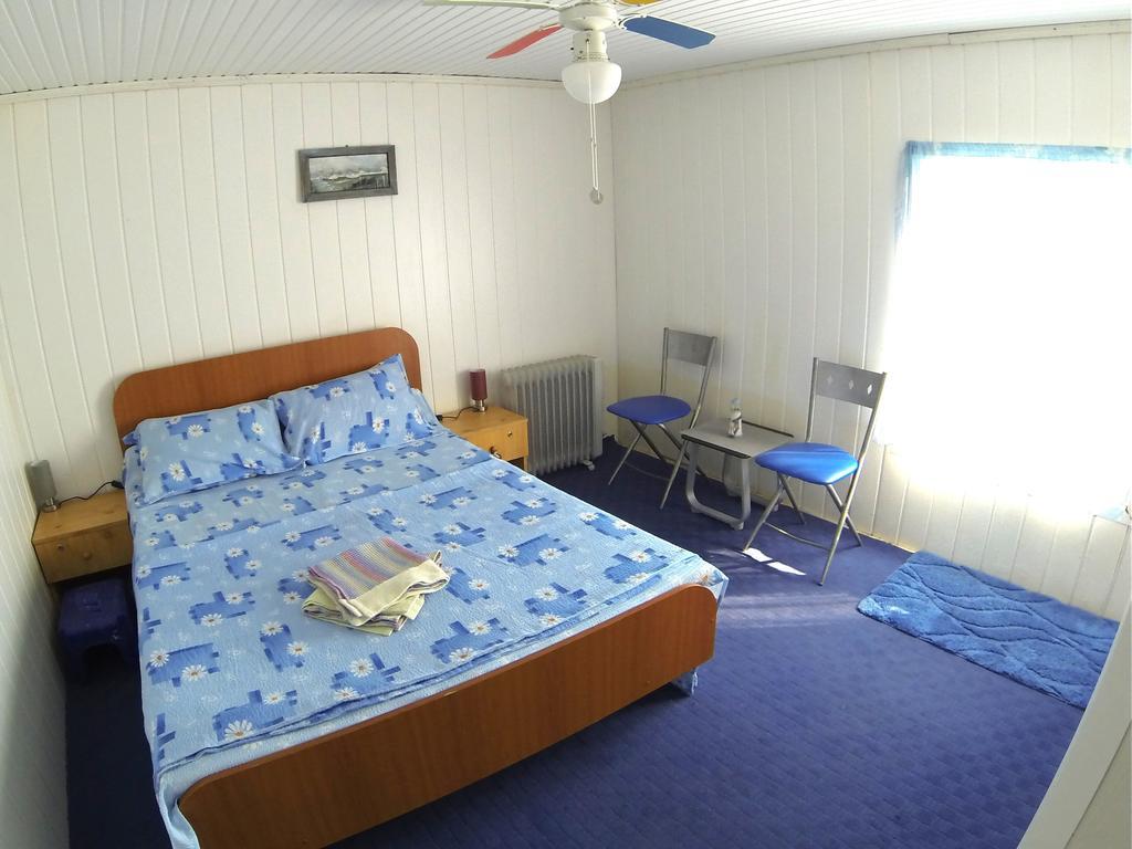 Delta Pontoon Hotell Mahmudia Rom bilde