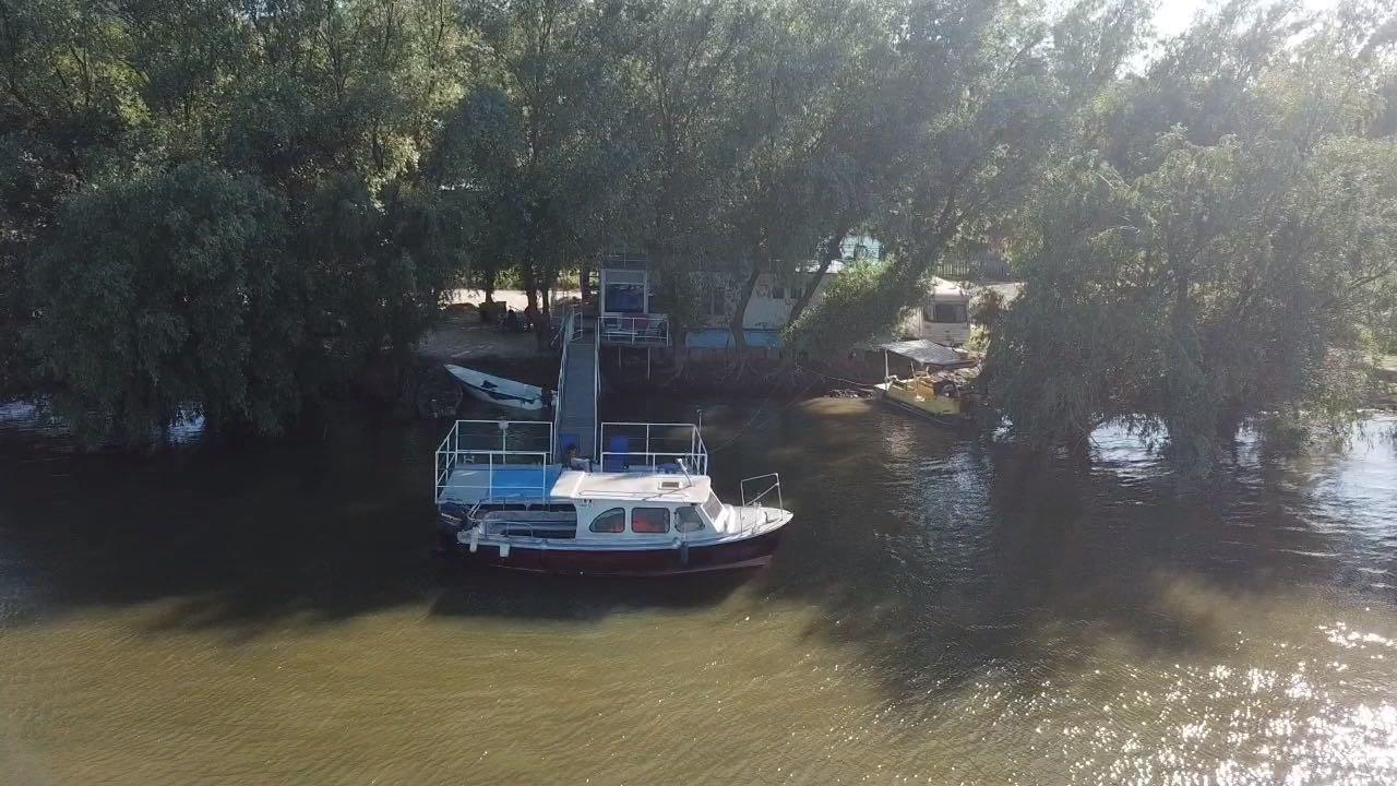 Delta Pontoon Hotell Mahmudia Eksteriør bilde
